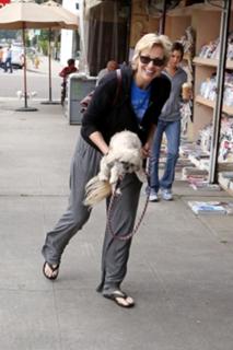 Jane Lynch feet photo 5
