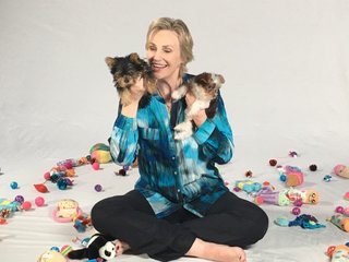 Jane Lynch feet photo 12