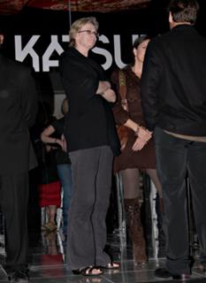 Jane Lynch feet photo 17