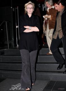Jane Lynch feet photo 16