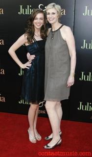 Jane Lynch feet photo 2