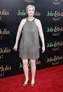 Jane Lynch feet photo 12