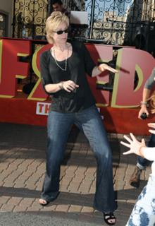 Jane Lynch feet photo 5
