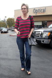 Jane Lynch feet photo 3