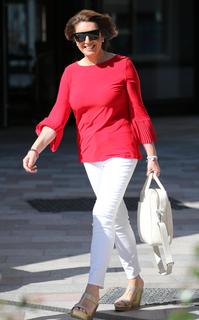 Jane McDonald feet photo 12