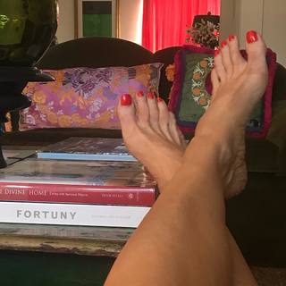 Jane McGarry feet photo 11