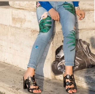 Jane McGarry feet photo 8