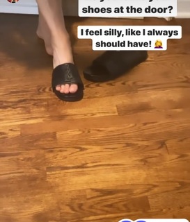 Jane McGarry feet photo 5