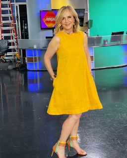 Jane McGarry feet photo 14