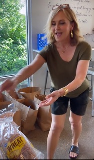 Jane McGarry feet photo 10