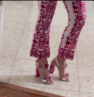 Jane McGarry feet photo 17