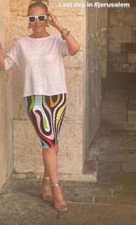 Jane McGarry feet photo 8