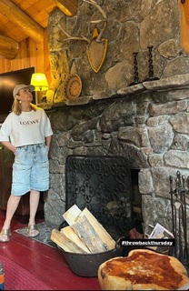 Jane McGarry feet photo 7