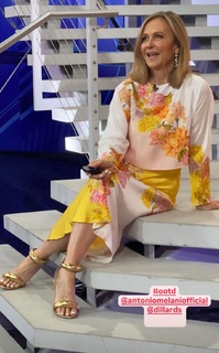Jane McGarry feet photo 6