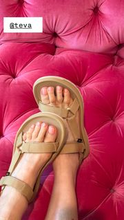 Jane McGarry feet photo 5