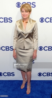 Jane Pauley feet photo 4