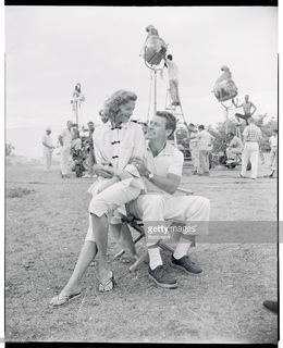 Jane Russell feet photo thumbnail