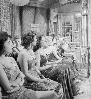 Jane Russell feet photo thumbnail