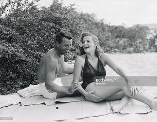 Jane Russell feet photo thumbnail