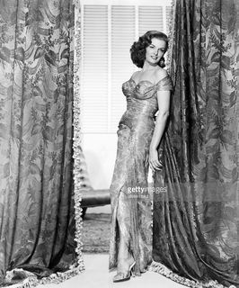 Jane Russell feet photo thumbnail