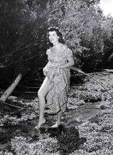 Jane Russell feet photo thumbnail