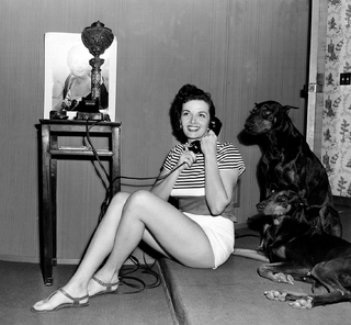 Jane Russell feet photo thumbnail