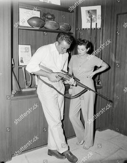 Jane Russell feet photo thumbnail