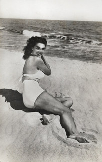 Jane Russell feet photo thumbnail