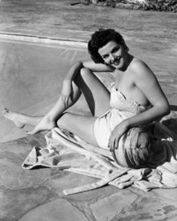 Jane Russell feet photo thumbnail