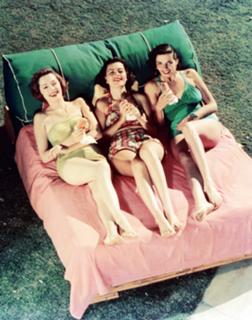 Jane Russell feet photo thumbnail