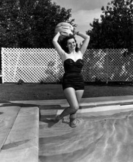 Jane Russell feet photo thumbnail