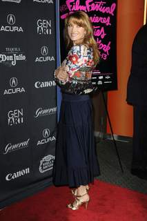Jane Seymour feet photo thumbnail