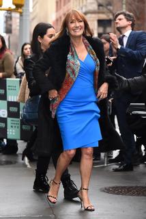 Jane Seymour feet photo thumbnail