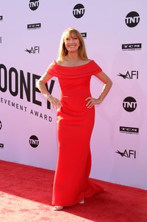 Jane Seymour feet photo thumbnail