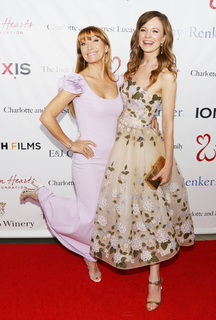 Jane Seymour feet photo thumbnail