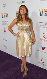 Jane Seymour feet photo thumbnail