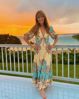 Jane Seymour feet photo 6