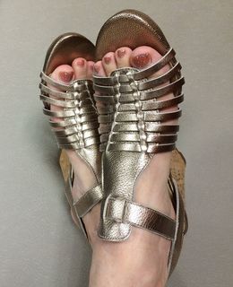 Jane Treacy feet photo 4