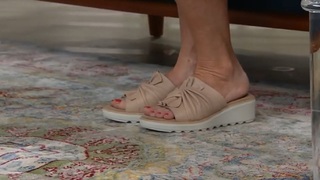 Jane Treacy feet photo 15