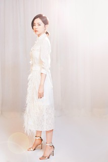 Jane Zhang feet photo 3