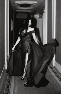 Jane Zhang feet photo 16