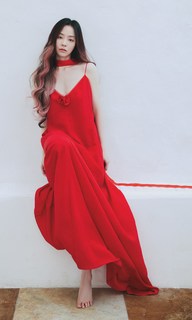 Jane Zhang feet photo 17