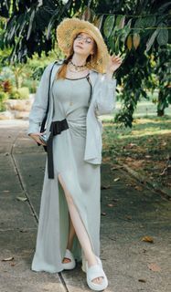 Jane Zhang feet photo 3