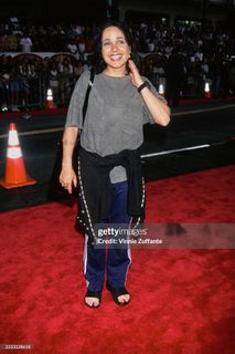 Janeane Garofalo feet photo 1