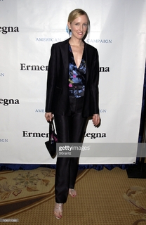 Janel Moloney feet photo 3
