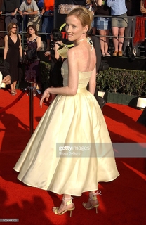Janel Moloney feet photo 13