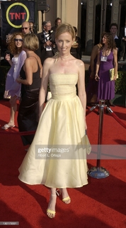 Janel Moloney feet photo 7