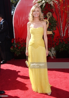 Janel Moloney feet photo 2