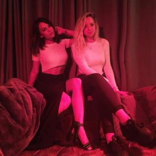 Janel Parrish feet photo thumbnail