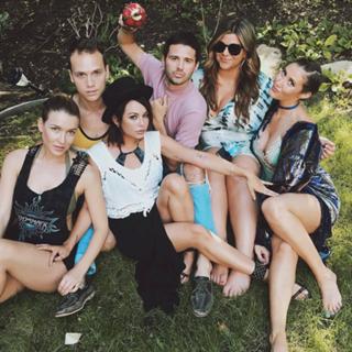 Janel Parrish feet photo thumbnail